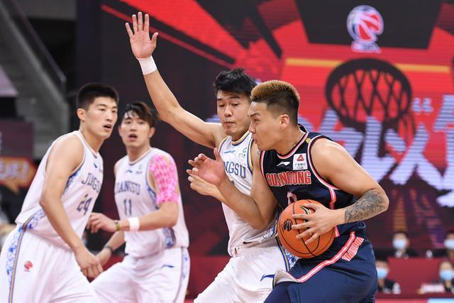 多特蒙德内部会议纪要流出——赛后强势反弹，CBA常规赛使命明确，控场能力受关注