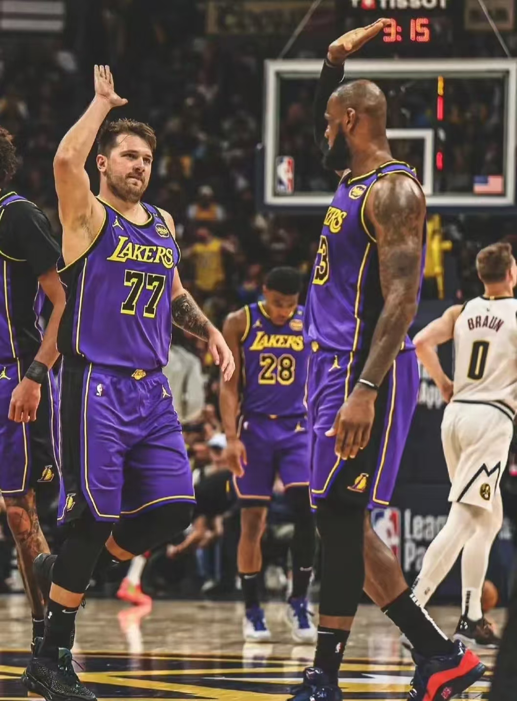 国际比赛日全明星赛焦点战,洛杉矶湖人止住颓势,目标明确,训练强度明显提升的简单介绍 国际比赛日全明星赛焦点战,洛杉矶湖人止住颓势,目标明确,训练强度明显提升的简单介绍