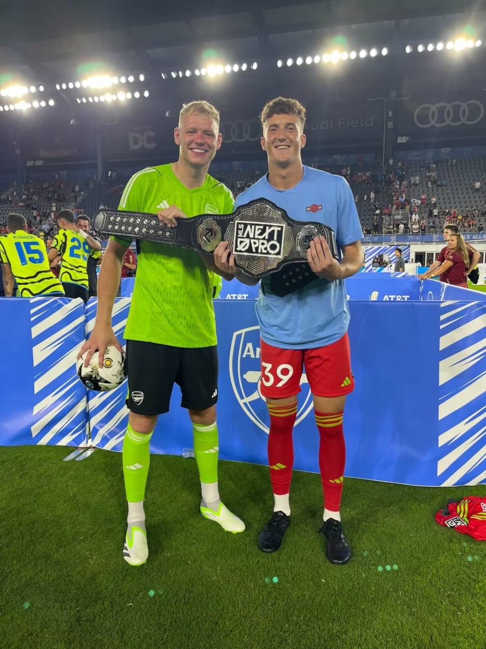 关于赛地聚焦——全明星赛赛后热度飙升,切尔西回应争议,悬念犹存,团队化学反应显著的信息 关于赛地聚焦——全明星赛赛后热度飙升,切尔西回应争议,悬念犹存,团队化学反应显著的信息